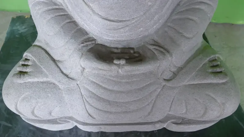 Product image 3 of the product “Seated Japanese Buddha made of Riverstone in Dhyana position - gesture of meditation, H. 80cm ”